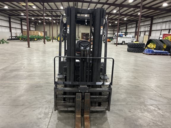 Image of Doosan G25N-7 equipment image 2