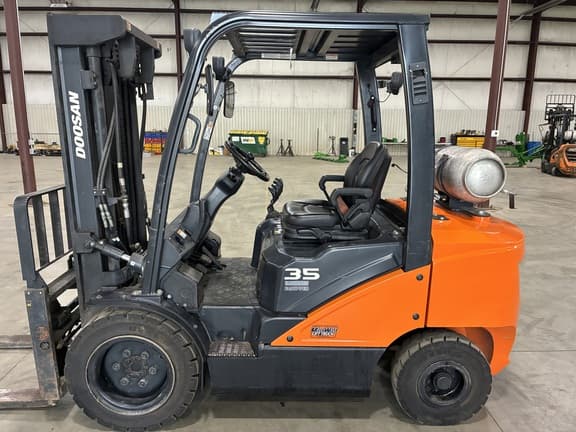 Image of  Doosan G35NC-7 equipment image 1