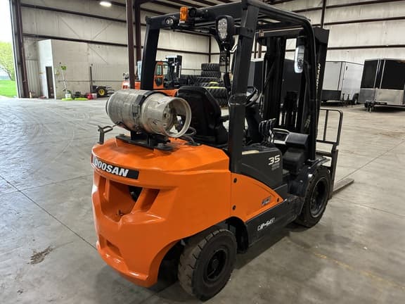 Image of  Doosan G35NC-7 equipment image 4