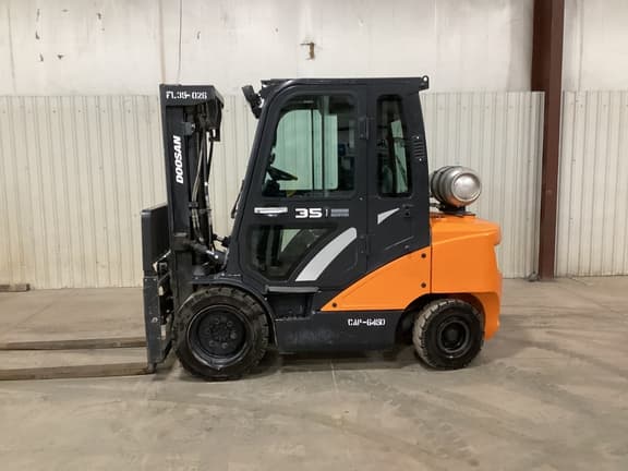 Image of  Doosan G35NC-7 equipment image 2