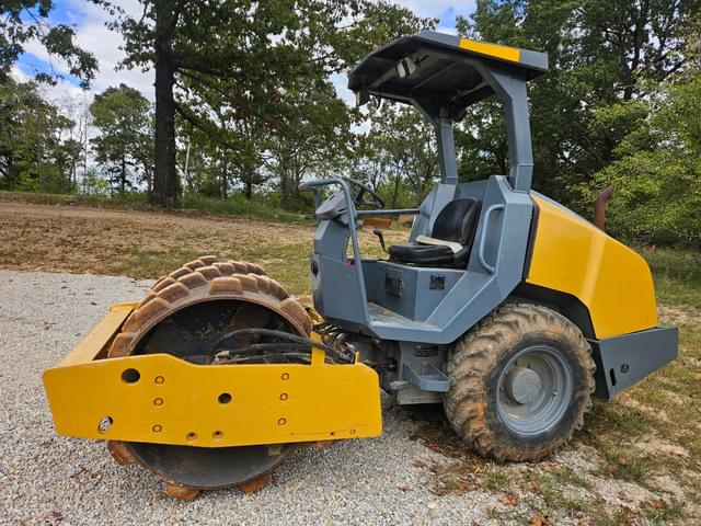 Image of DYNAPAC CA1300D equipment image 2