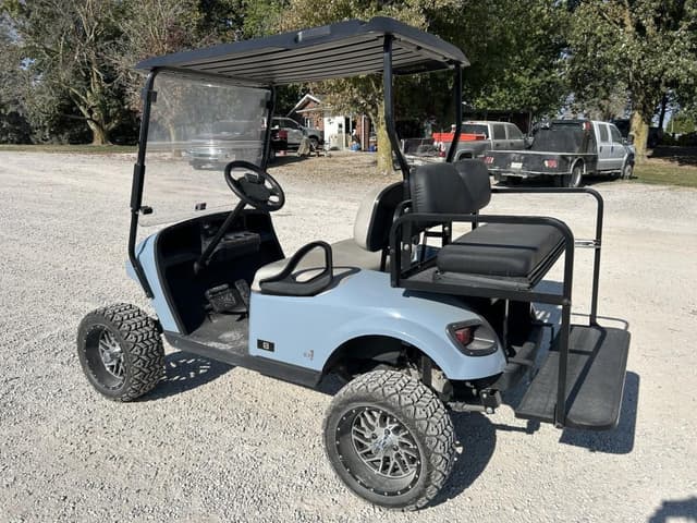 Image of EZ-GO Express 4 equipment image 4