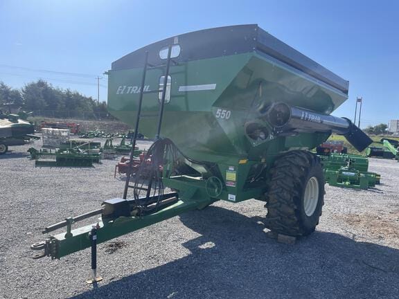2020 E-Z Trail 550 Equipment Image0