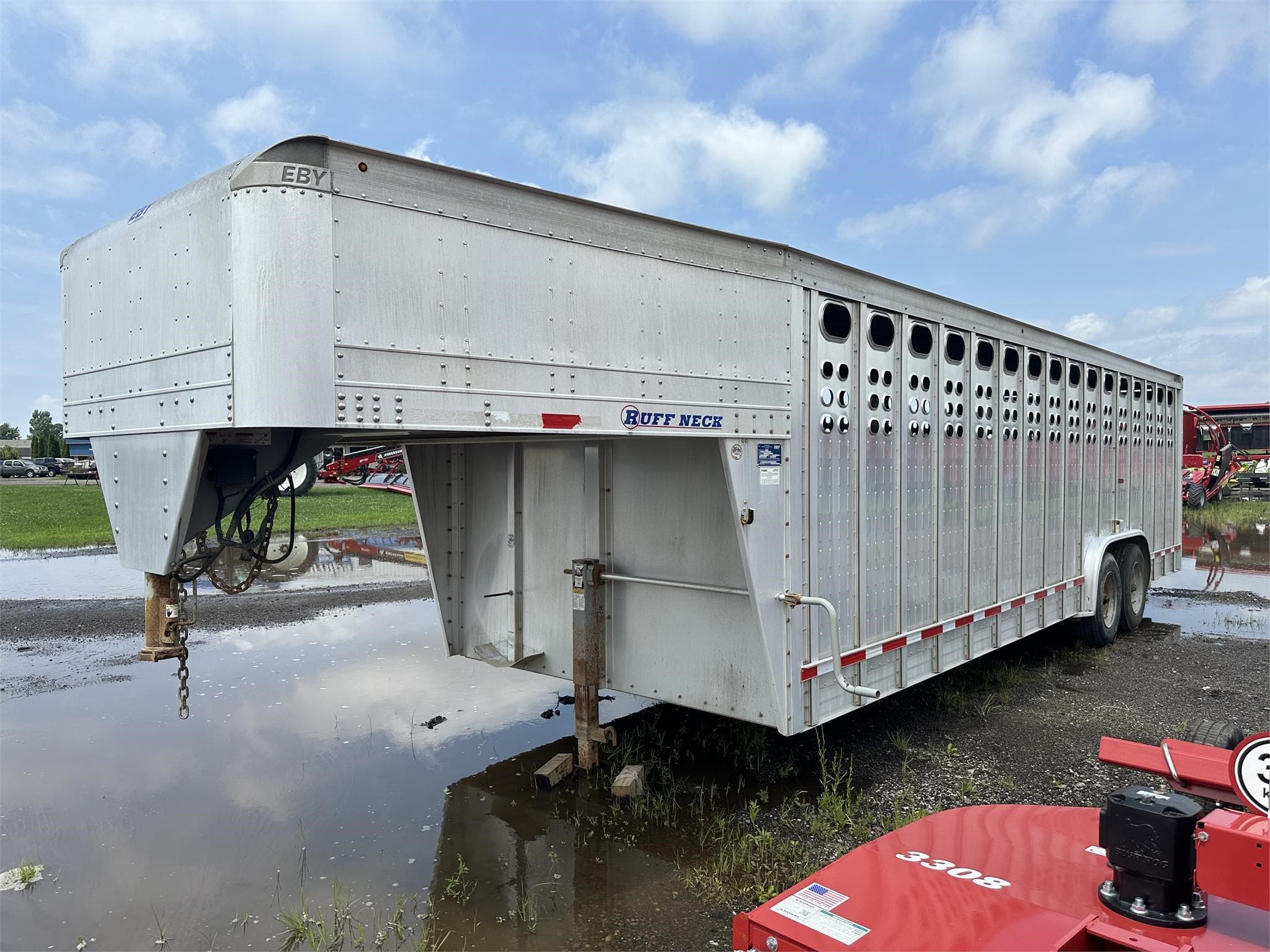 Main image EBY Ruff Neck