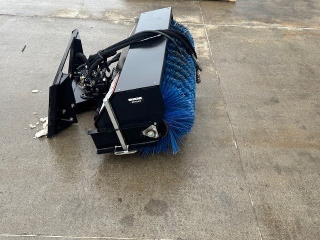 2020 Erskine 48" Manual Angle Broom Equipment Image0