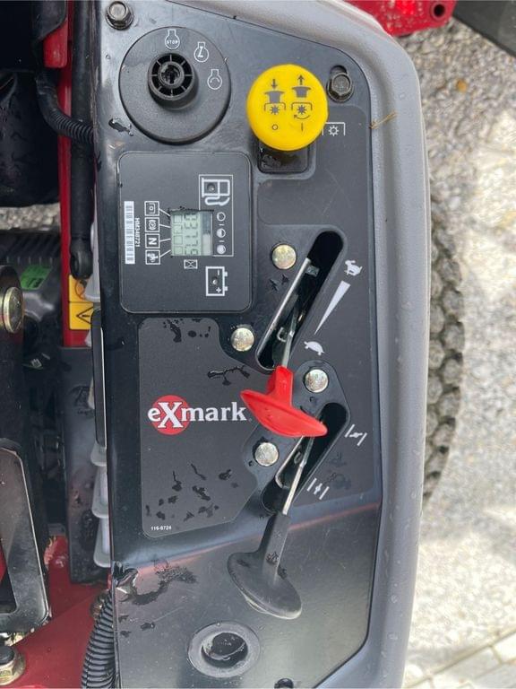 Image of Exmark Lazer Z equipment image 3