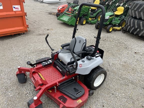 Image of Exmark Radius E-Series equipment image 2