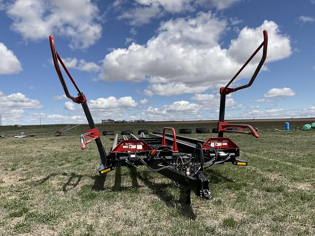 Image of Farm King 2450S equipment image 3