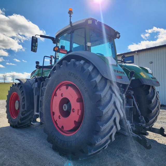 Image of Fendt 1038 Vario equipment image 1