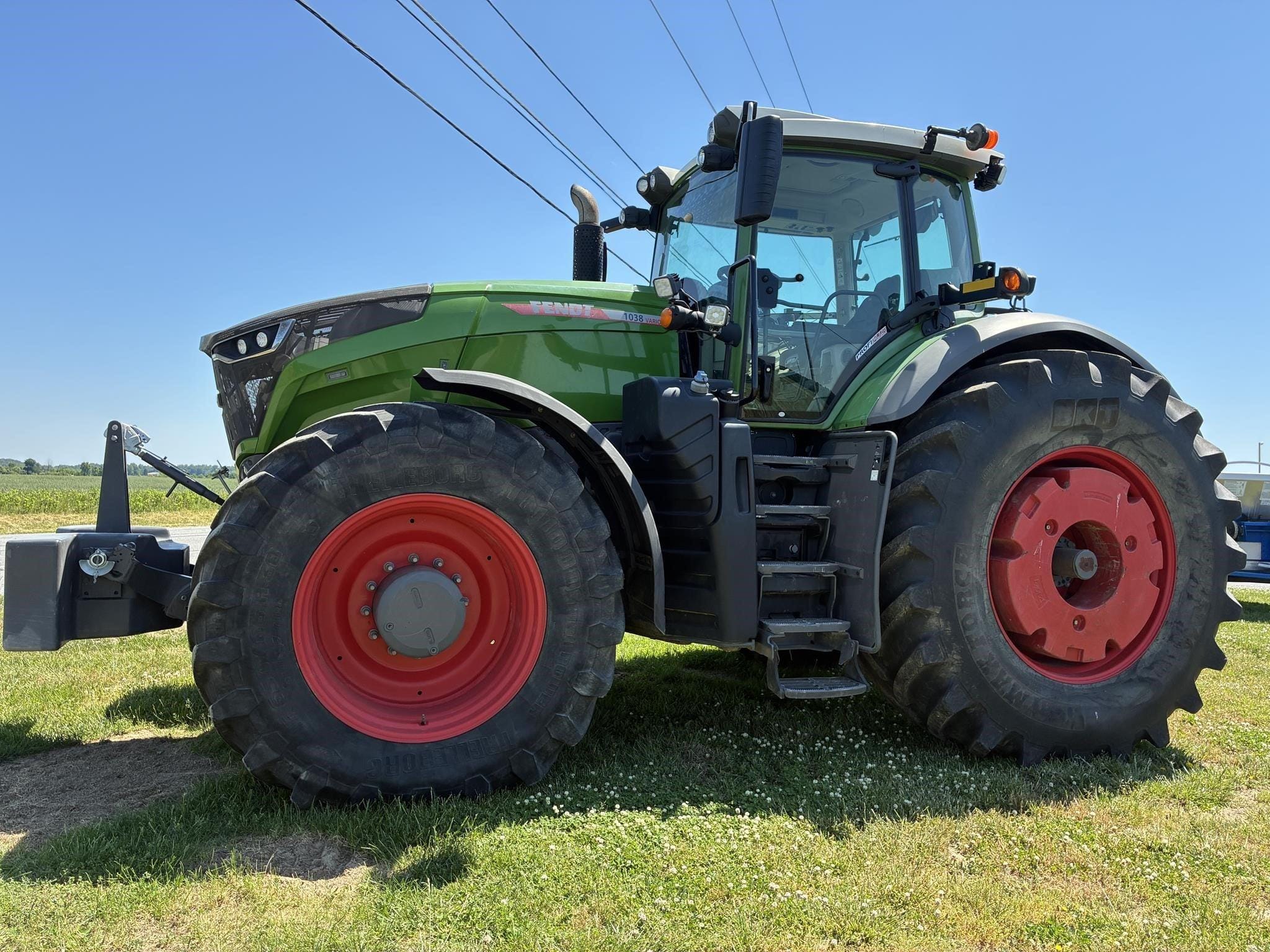2020 Fendt 1038 Vario Equipment Image0