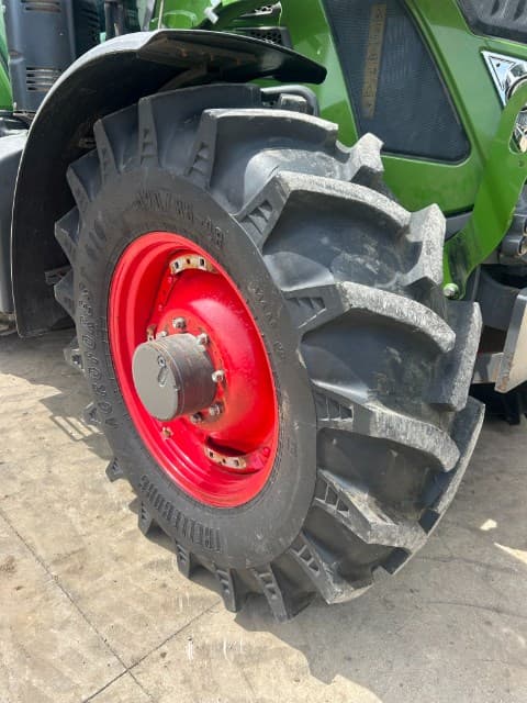 Image of Fendt 512 Vario equipment image 4