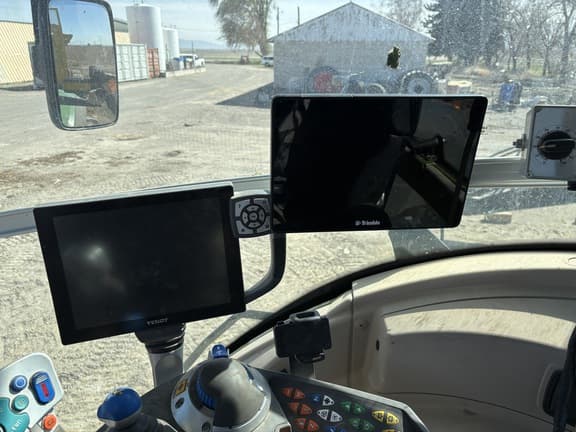 Image of Fendt 826 Vario equipment image 4