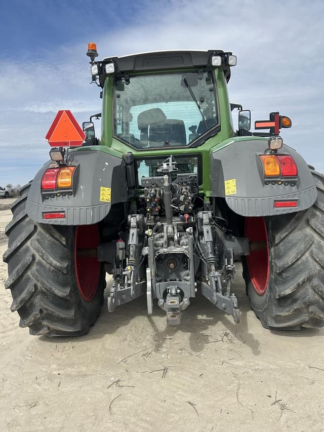 Image of Fendt 828 Vario equipment image 3