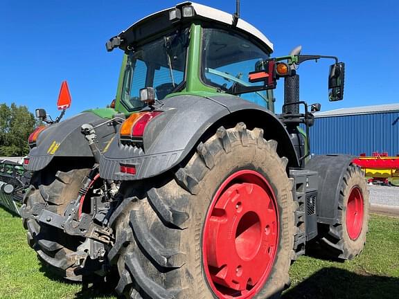 Image of Fendt 828 Vario equipment image 3