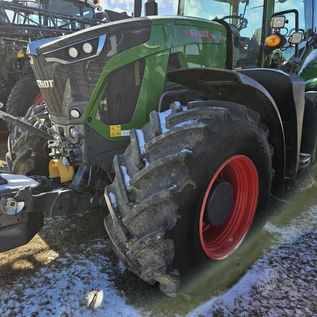 Image of Fendt 933 Vario equipment image 1