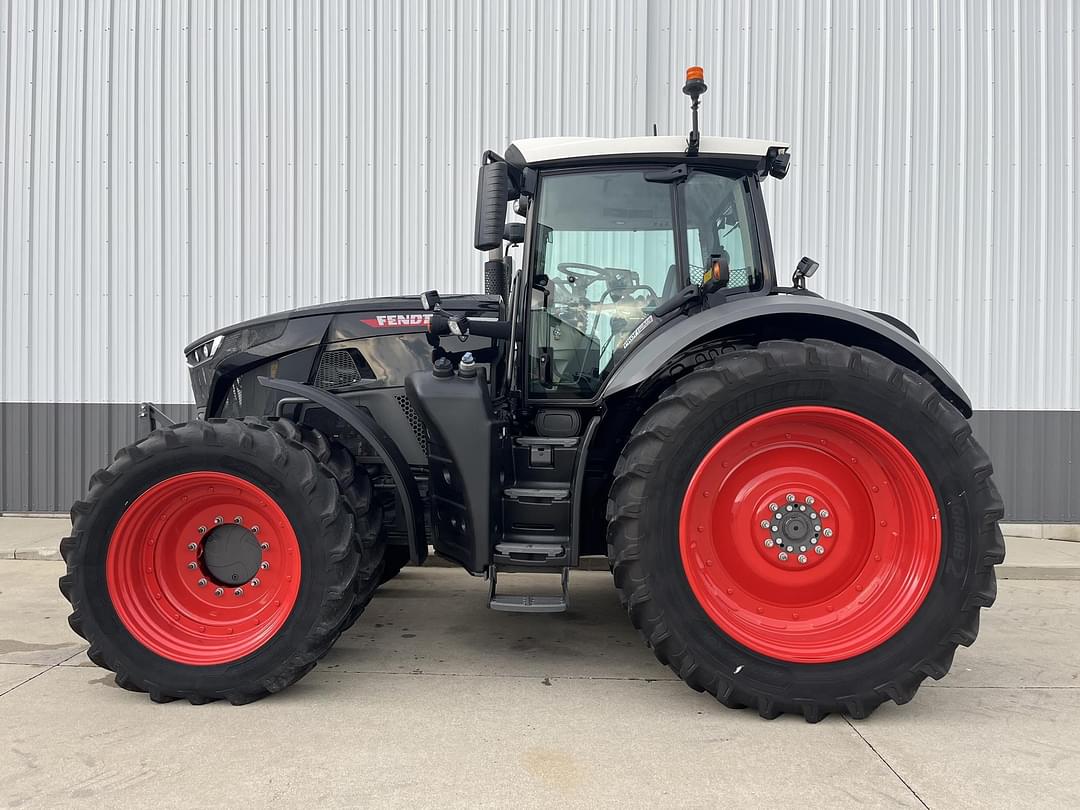 Image of Fendt 933 Vario Primary image