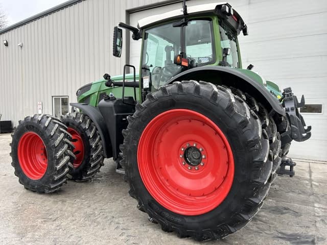 Image of Fendt 933 Vario equipment image 4