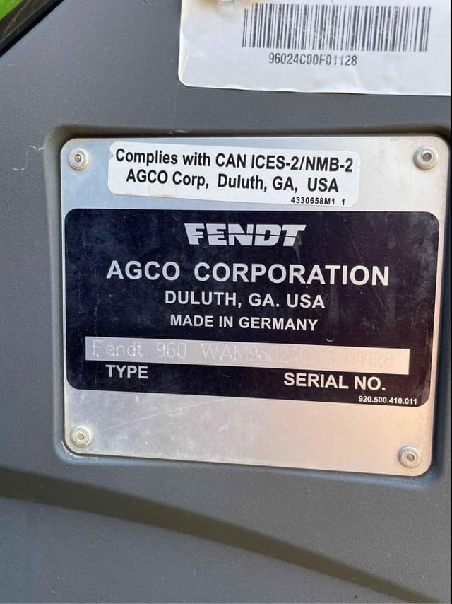 Image of Fendt 933 Vario equipment image 2