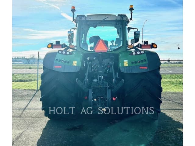Image of Fendt 724 Vario equipment image 1