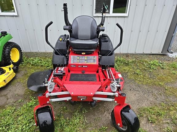 Image of Ferris ISX800 equipment image 2