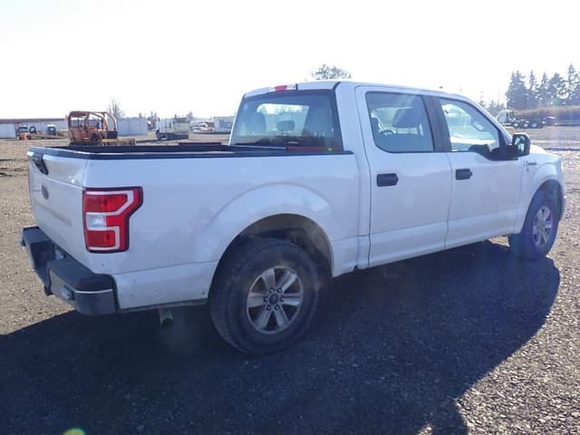 Image of Ford F-150 equipment image 4