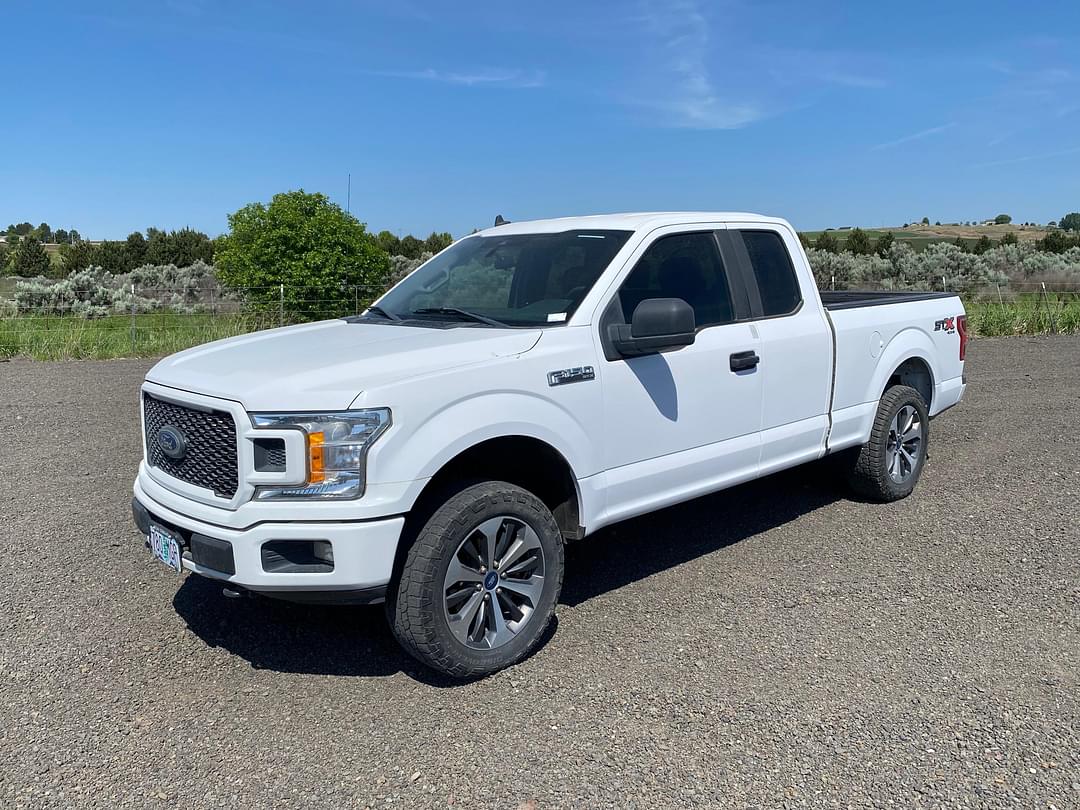 Image of Ford F-150 Primary image