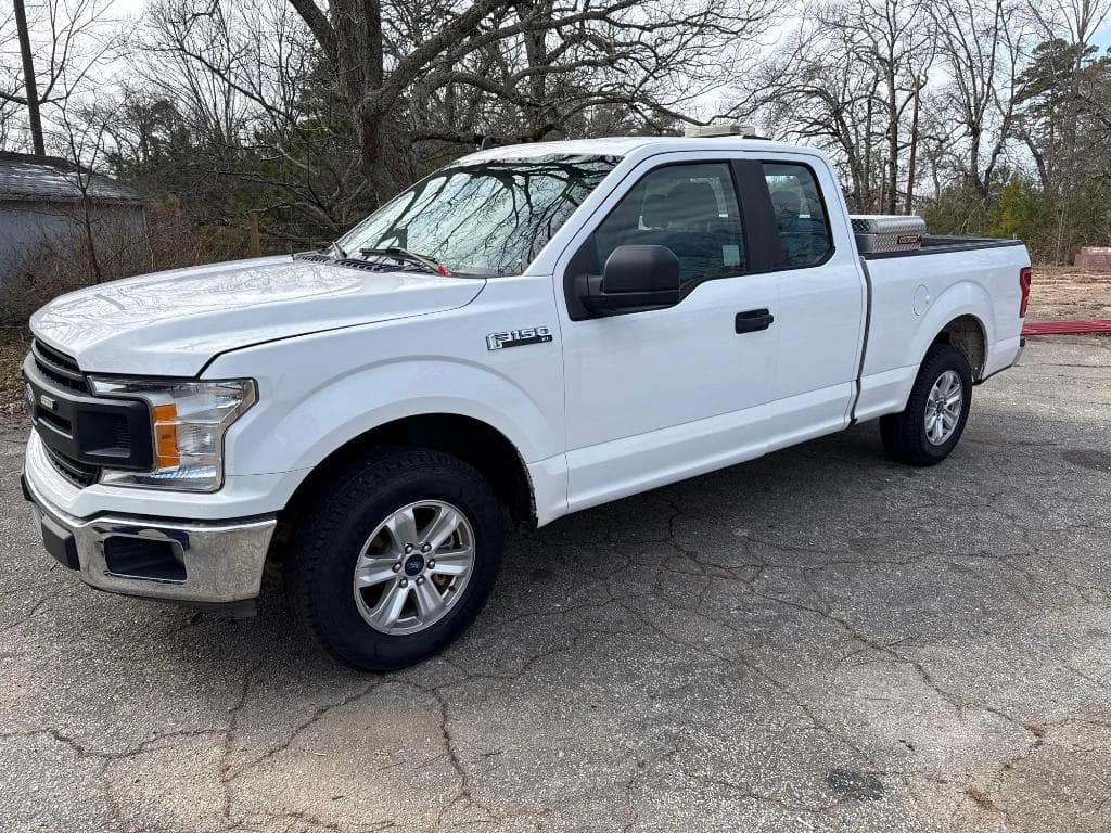 Image of Ford F-150 Primary image