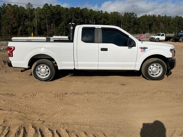 Image of Ford F-150 equipment image 4