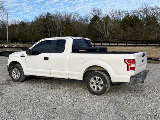 Image of Ford F-150 equipment image 2