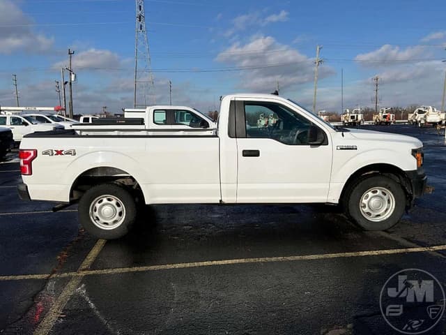 Image of Ford F-150 equipment image 3