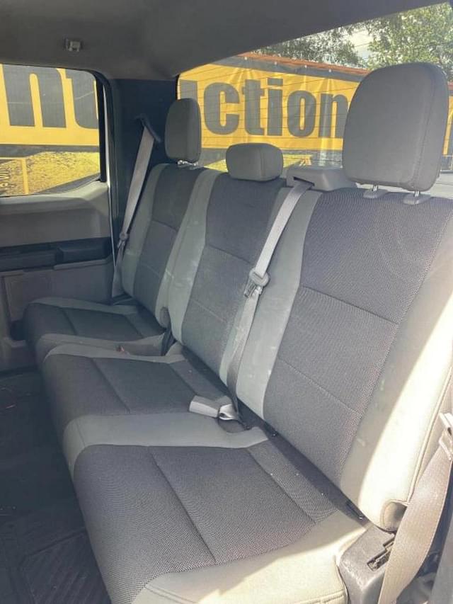 Image of Ford F-150 equipment image 4