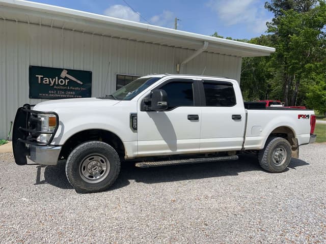 Image of Ford F-250 equipment image 1