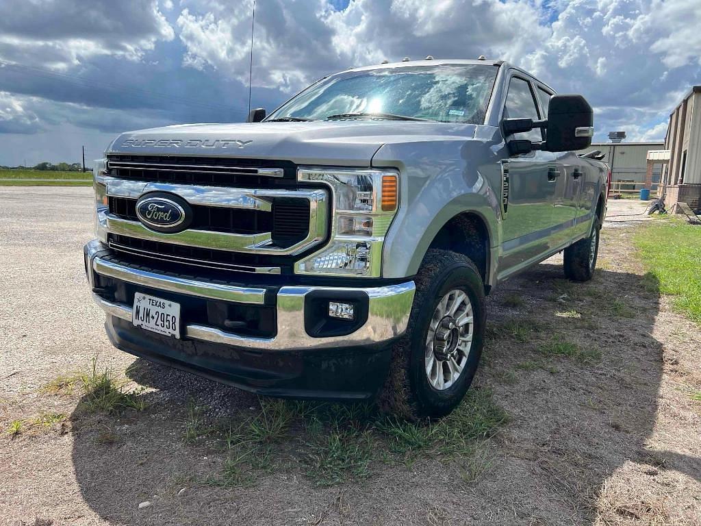 Image of Ford F-250 Primary image