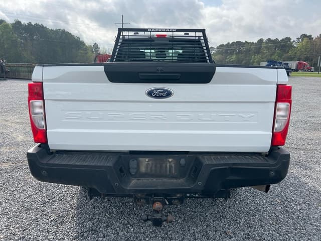 Image of Ford F-250 equipment image 3