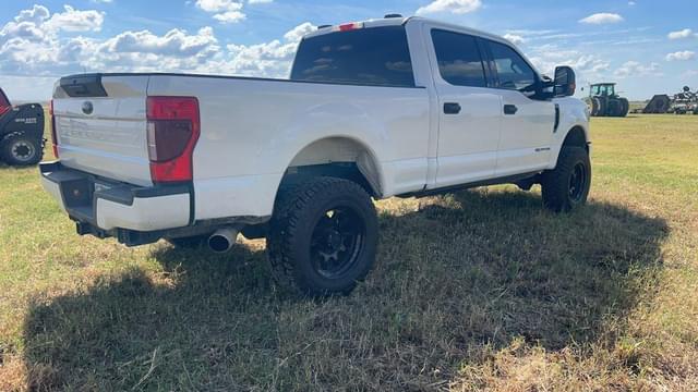 Image of Ford F-250 equipment image 2