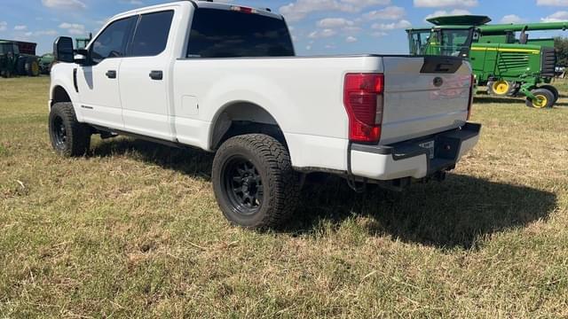 Image of Ford F-250 equipment image 1