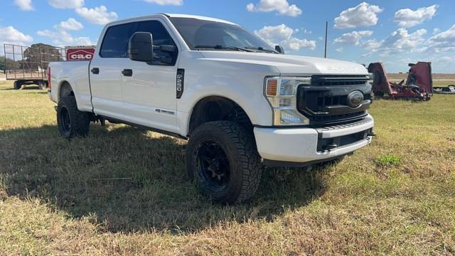 Image of Ford F-250 equipment image 3