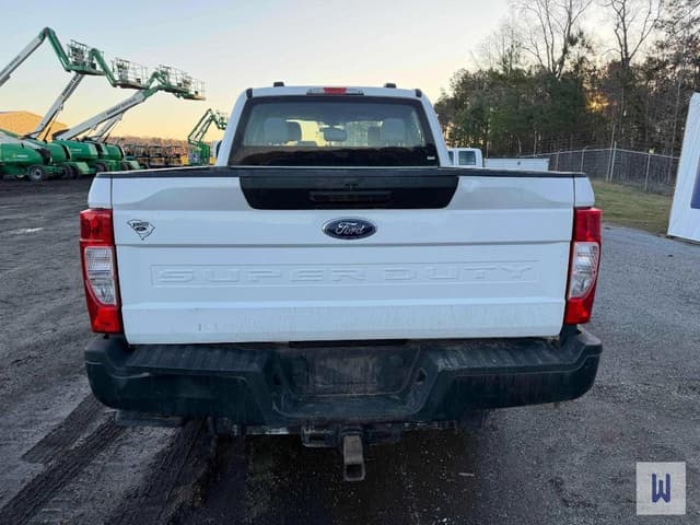 Image of Ford F-250 equipment image 4