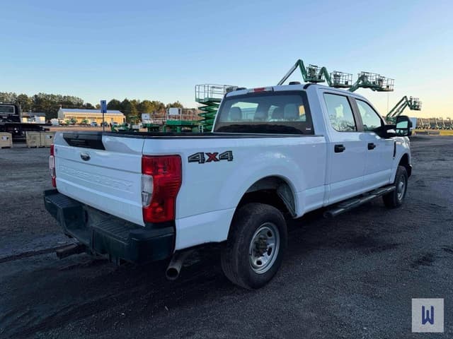 Image of Ford F-250 equipment image 3
