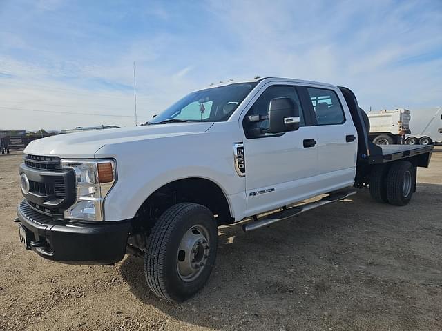 Image of Ford F-350 equipment image 2