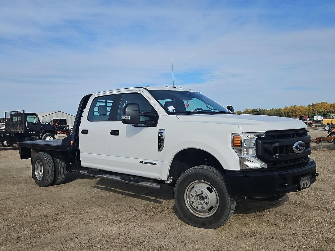 Image of Ford F-350 Primary image