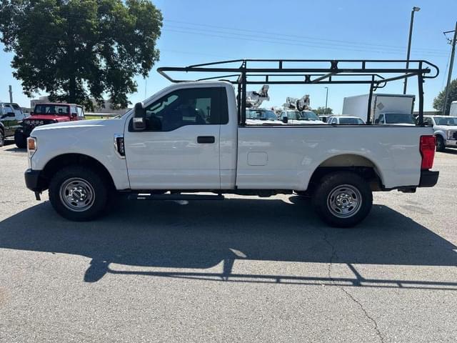 Image of Ford F-350 equipment image 1