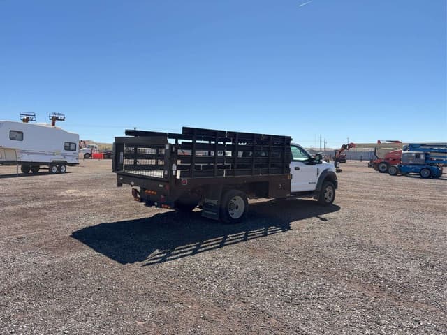 Image of Ford F-550 equipment image 4