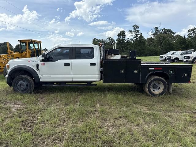 Image of Ford F-550 equipment image 1