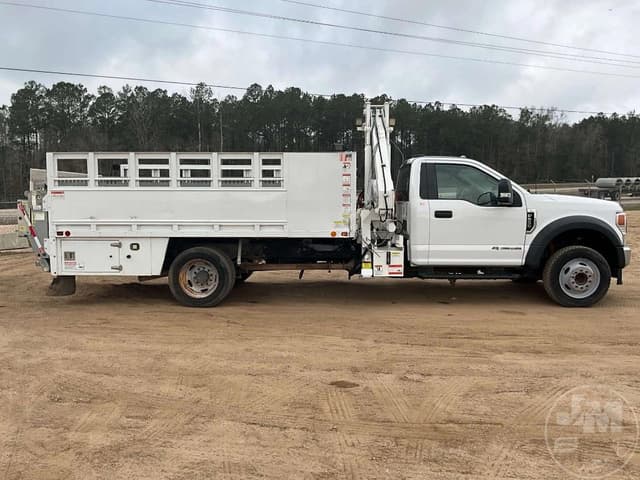 Image of Ford F-550 equipment image 3