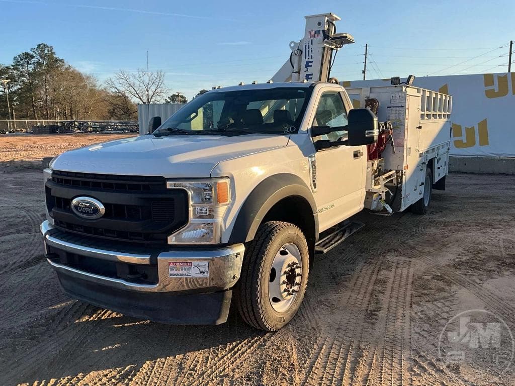 Image of Ford F-550 Primary image