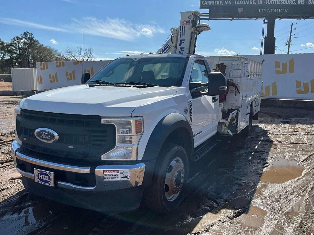 2020 Ford F-550 Equipment Image0