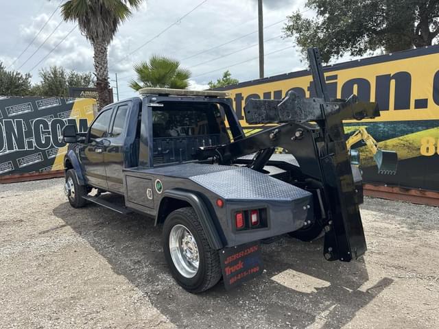 Image of Ford F-550 equipment image 1