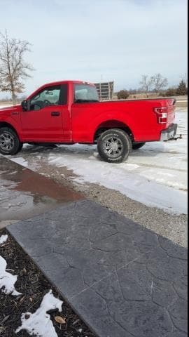 Image of Ford F-150 equipment image 1