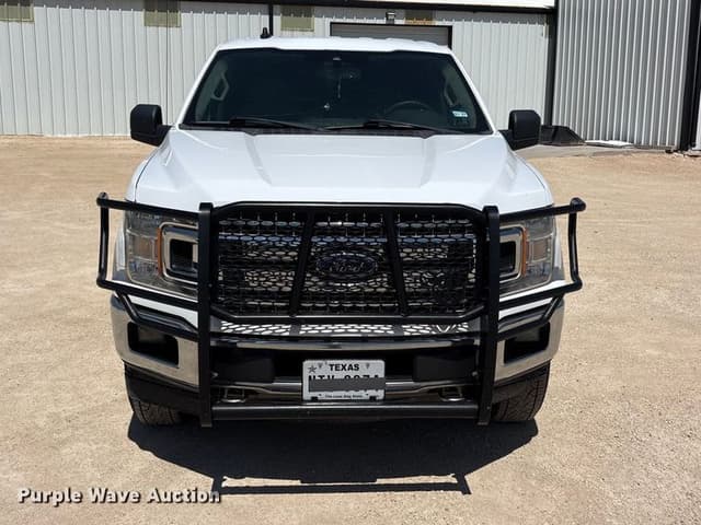 Image of Ford F-150 equipment image 1